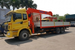 Xe tải gắn cẩu tự hành 5 tấn - 7 tấn Thaco C240
