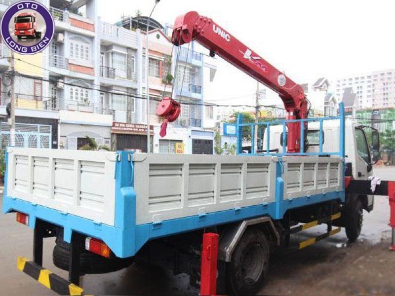Xe tải gắn cẩu tự hành 3 tấn Hino XZU 2022