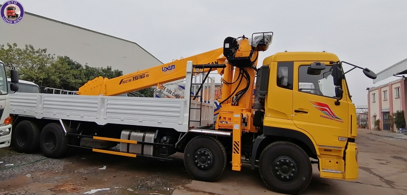 Xe tải gắn cẩu tự hành 15 tấn Dongfeng mới 2023