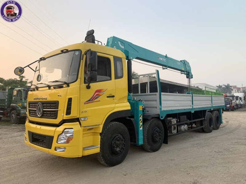 Xe Dongfeng gắn cẩu tự hành 12 tấn HKTC