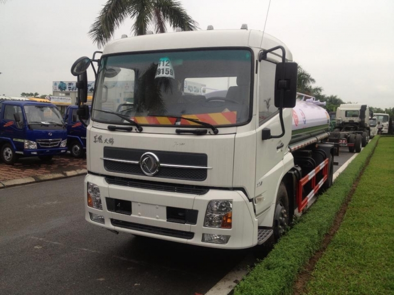 Xe phun nước rửa đường Dongfeng 9m3 (9 khối)