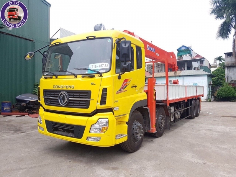 Xe tải gắn cẩu tự hành 15 tấn Dongfeng mới 2023